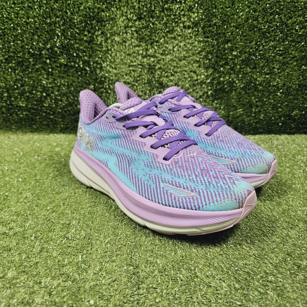 Hoka One One Clifton 9 Chalk Violet Athletic Running Sneakers Womens Size 7.5